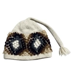 Down to Earth Alpaca Wool Beanie Hat with Tassel & Diamond Pattern Casual Winter